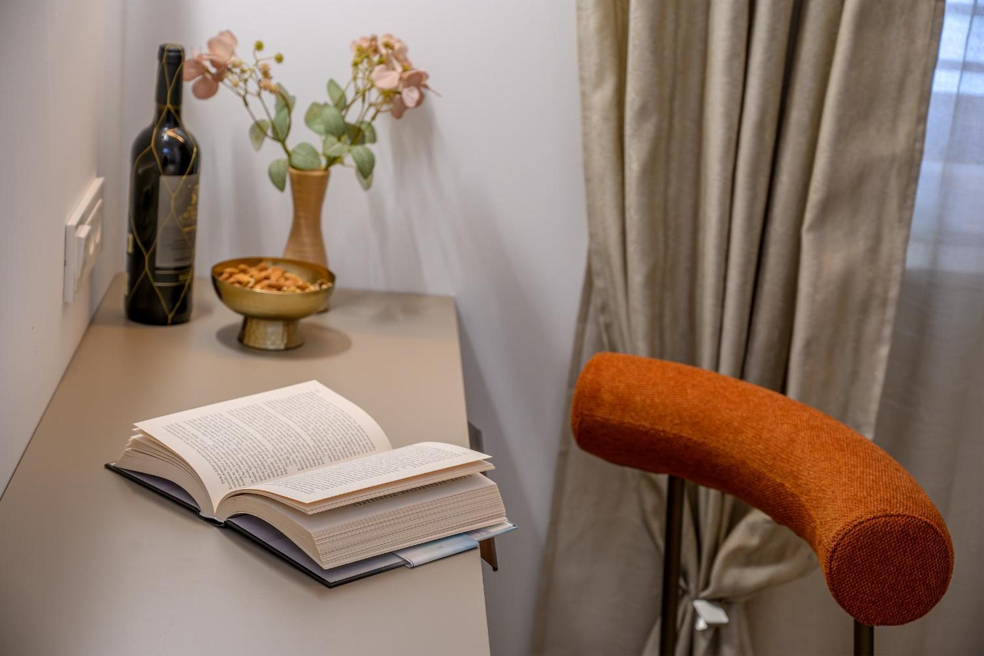 Kostela Luxury